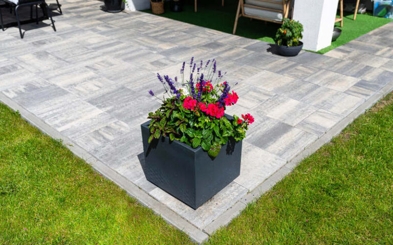 Obrzeża a ogrody nowoczesne