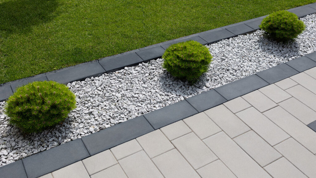 aranżacje ogrodowe z kostki brukowej