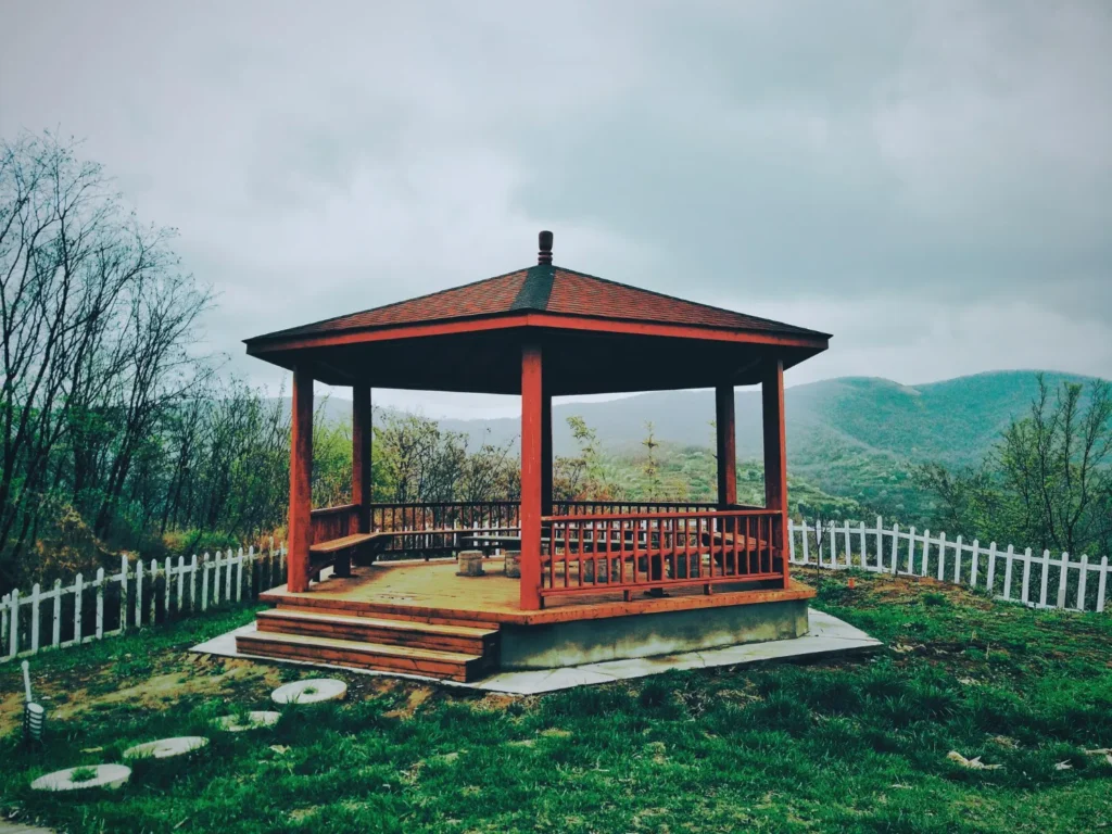 z czego zrobić ścieżkę do altanki ogrodowej